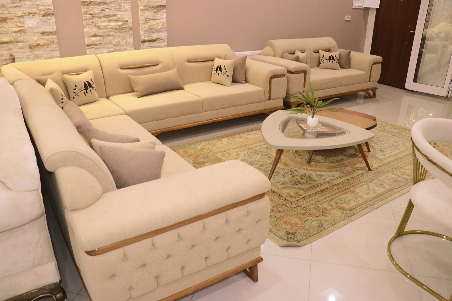 Salon Lotus
